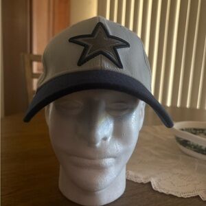 Dallas Cowboys Fitted Cap - Medium-Large by NewEra